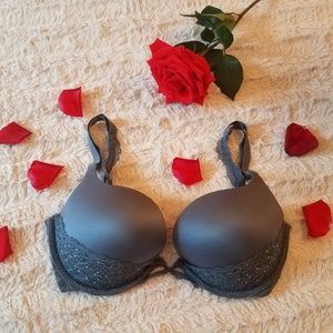 Victoria's Secret Demi Bra